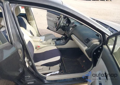 2013 Subaru Impreza 2.0I Premium from USA, damaged, VIN JF1GPAC60D2891553